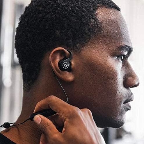 JLab Fit Sport 3 Auriculares Inalámbricos Bluetooth | Ganchos Flexibles, Resistencia al Sudor IP55, Aislamiento de Ruido y Sonido EQ3 Personalizado
